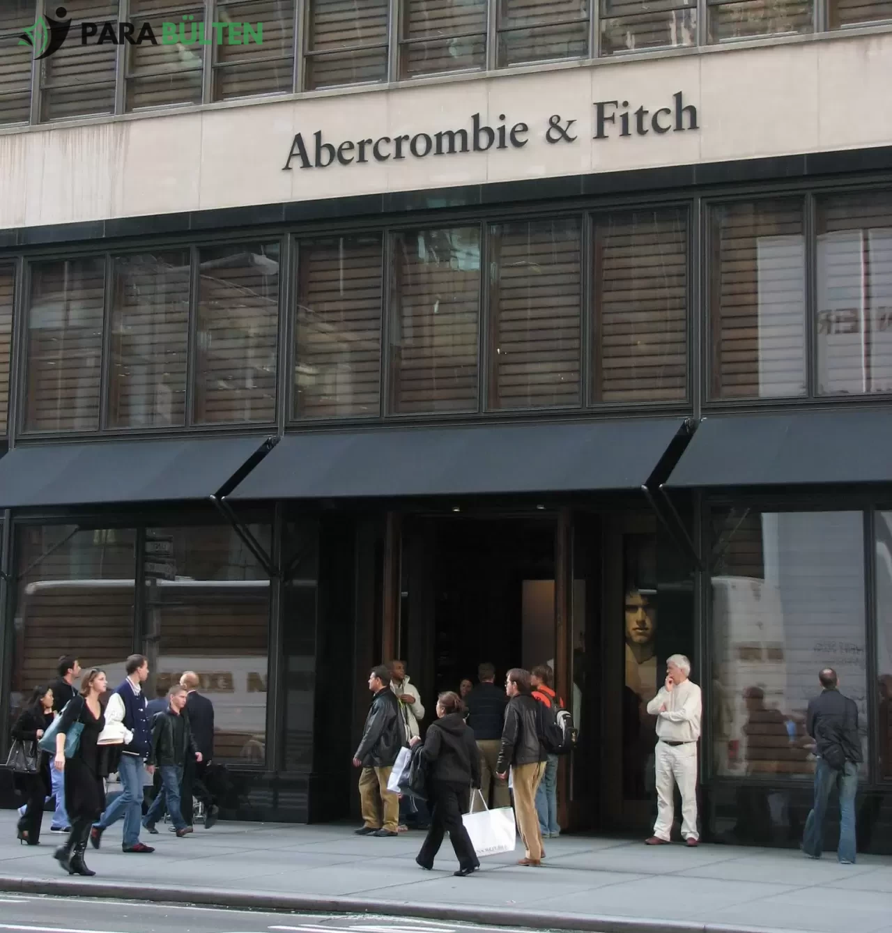 Abercrombie & Fitch 2025 Gelir Tahminlerini Güncelledi, Hisseler Yükseldi