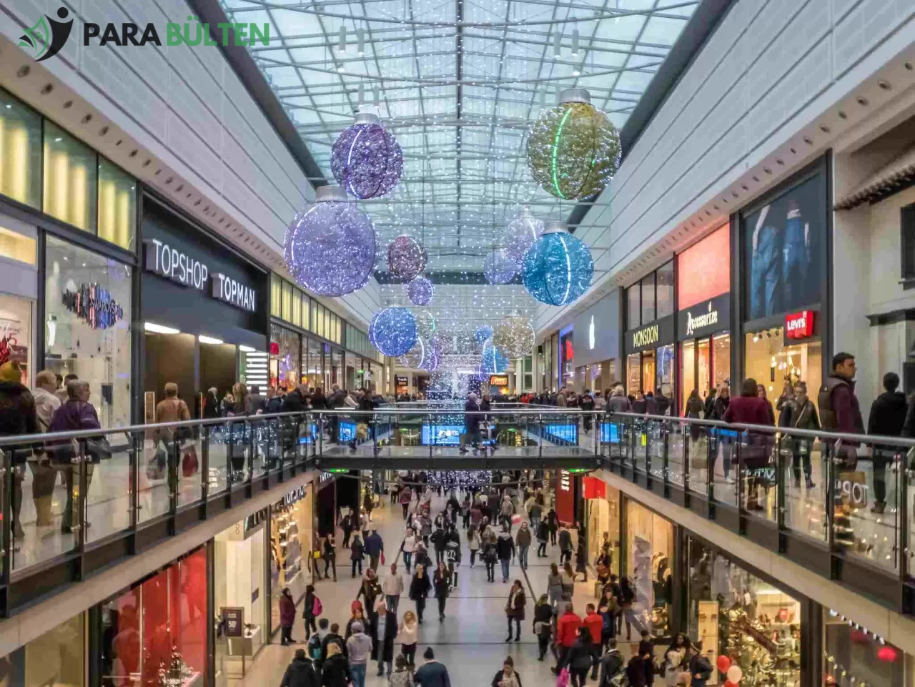 İngiltere'de Perakende Sektöründe Online Satışlar Büyürken, Moda Düşüşte!