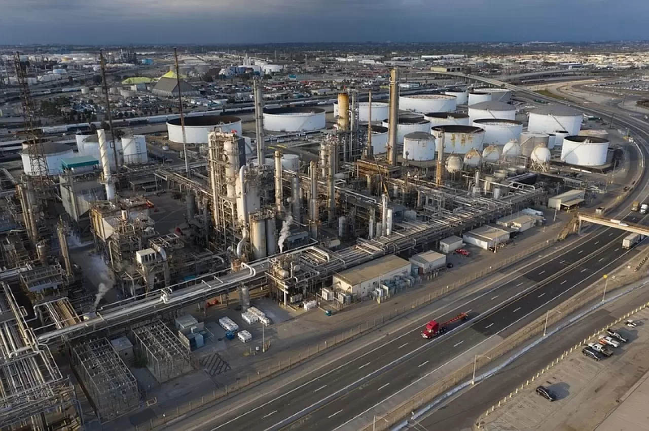 Küresel Ham Petrol Stokları Son 100 Günde 170 Milyon Varil Arttı