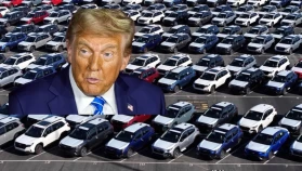 Trump ithal otomobillere kalıcı %25 gümrük vergisi getirdi
