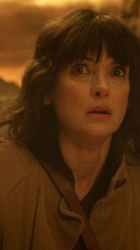 Joyce Byers neden Stranger Things: Sene 1985'te yer almıyor? İşte nedeni!