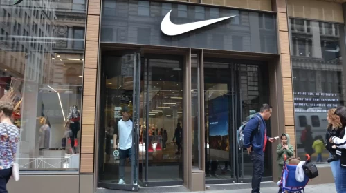 Nike, 1 Haziran'dan İtibaren ABD'de Fiyatları Artırıyor