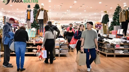 İngiltere'de Nisan Ayında Perakende Satışlar Beklentileri Aştı