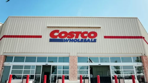 Costco, Üçüncü Çeyrekte Beklentileri Aşarak %8 Satış Artışı Gösterdi
