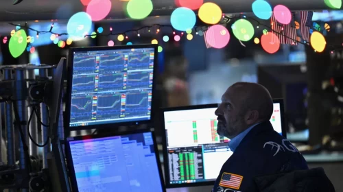 Deutsche Bank, S&P 500 Yıl Sonu Hedefini 6.550'ye Yükseltti