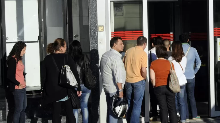 Fransa’da İşsizlik Oranı 2025’in İlk Çeyreğinde Yükseldi