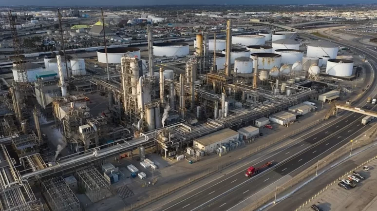 Küresel Ham Petrol Stokları Son 100 Günde 170 Milyon Varil Arttı