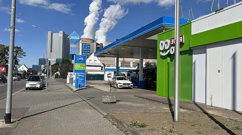 Akaryakıtta sert yükseliş Avrupa’yı vurdu fiyatlar kısa sürede zirve yaptı